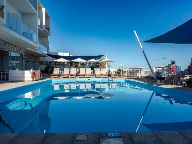 Hotel Almare Beach
