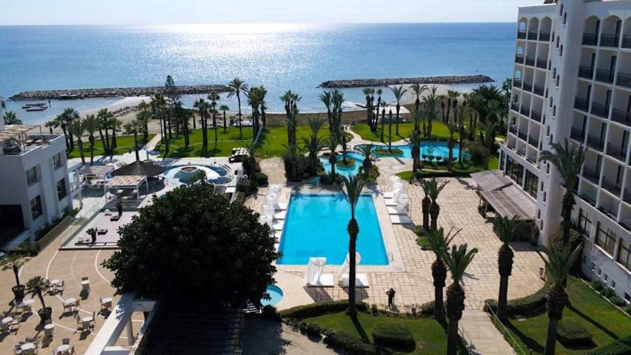 Hotel Sandy Beach Hotel