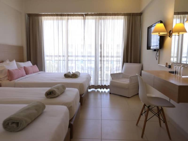 Hotel Sandy Beach Hotel