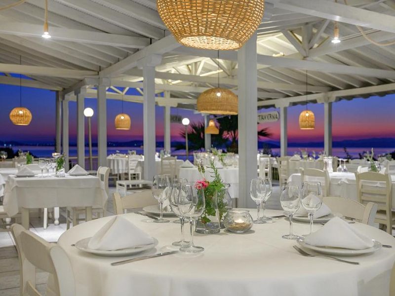 Hotel AKRATHOS BEACH HOTEL