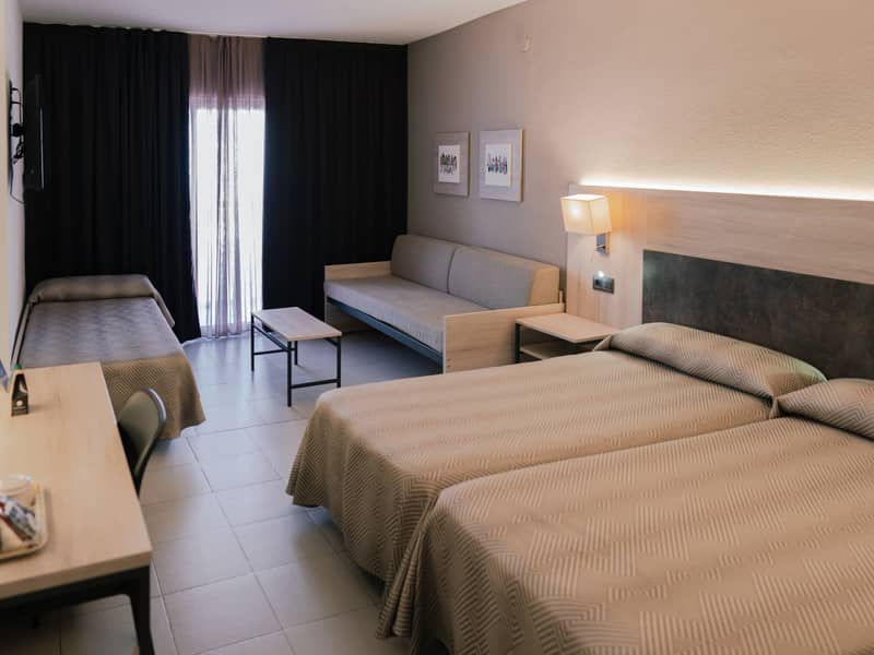 Hotel Port Fiesta Park