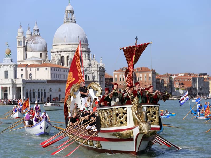 Putovanje VENECIJANSKA REGATA