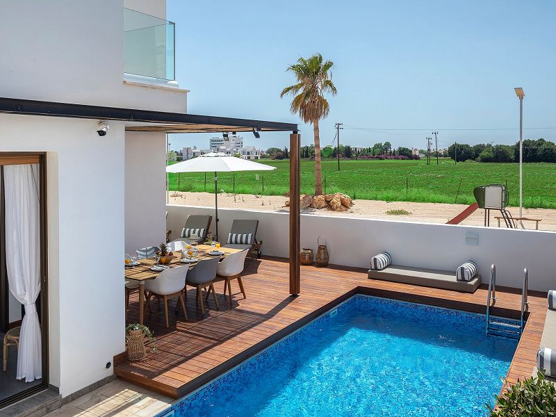 Hotel Chris Le Mare Luxury Villa