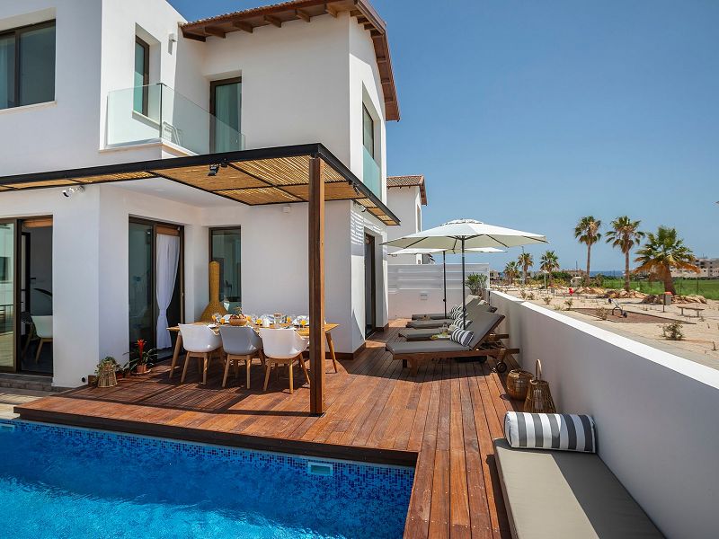 Hotel Chris Le Mare Luxury Villa
