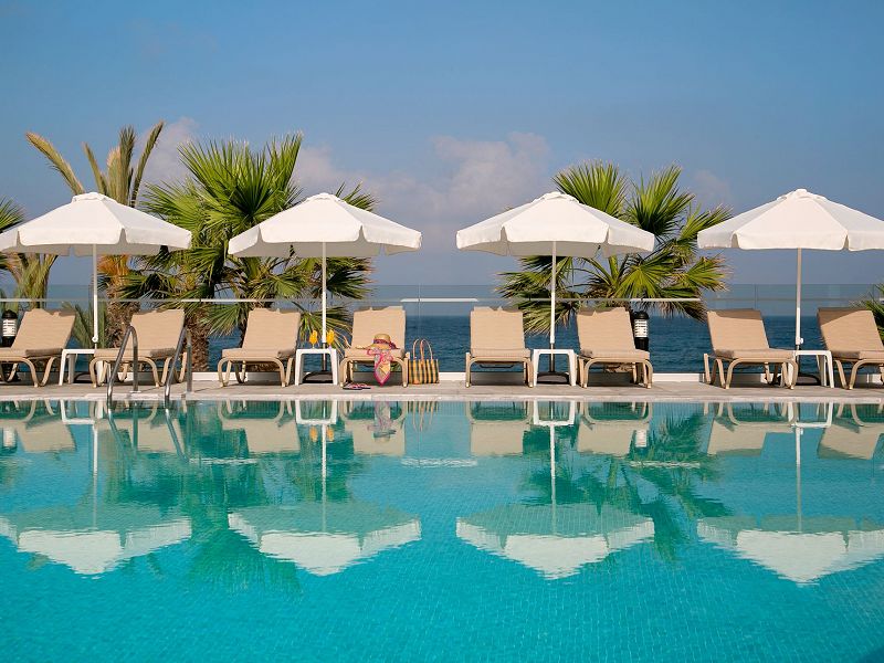 Hotel Louis Paphos Breeze 4 star plus