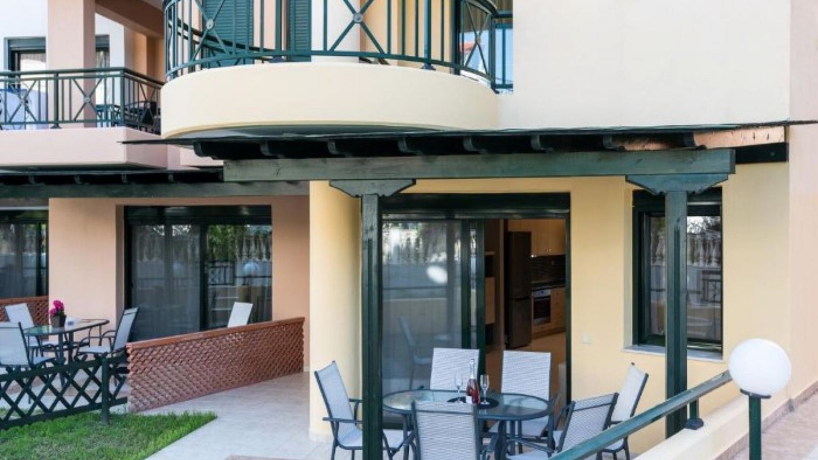 Hotel TORONI BLUE SEA HOTEL