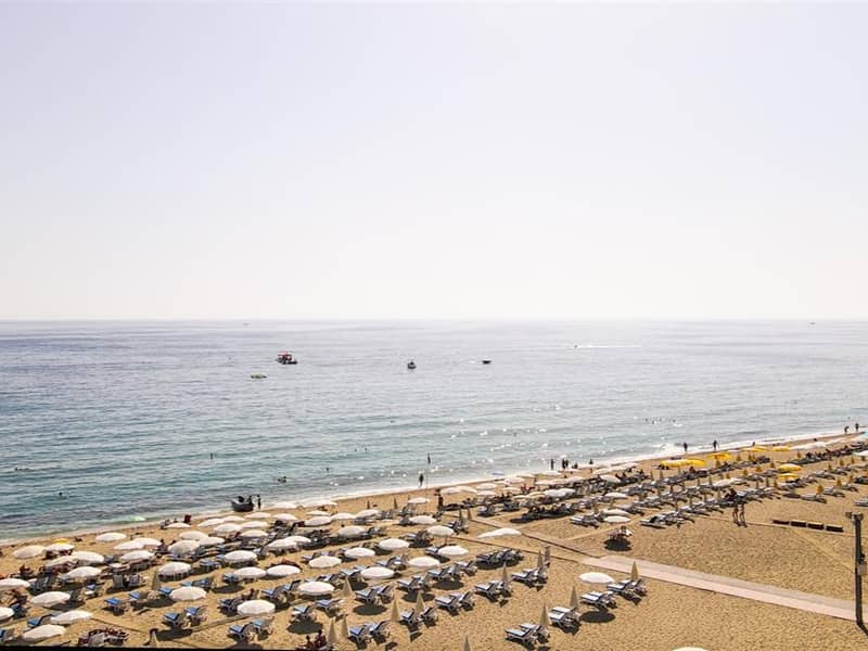 Hotel AZAK BEACH HOTEL +16