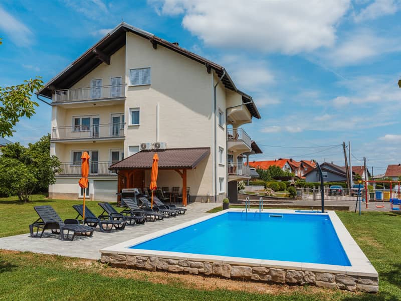 Kuća Dugo Selo M&A
