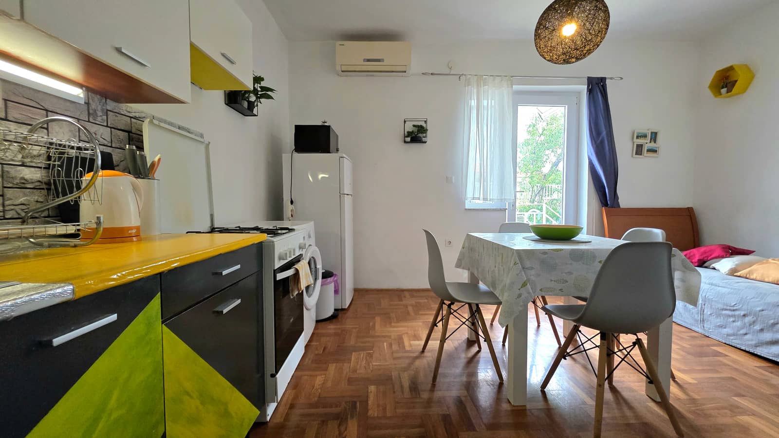 Smještaj za 2 radnika 1. slika