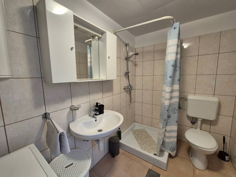 Smještaj za 2 do 5 radnika 10. slika