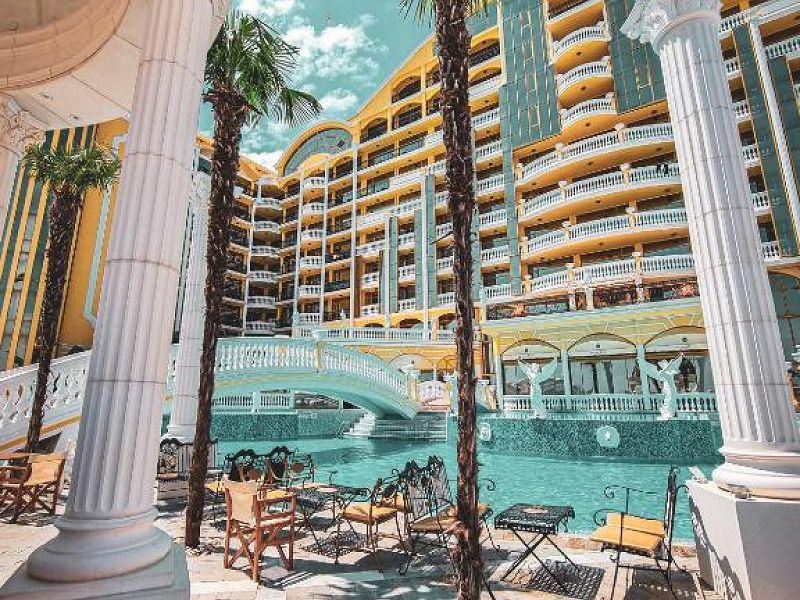 Hotel IMPERIAL PALACE