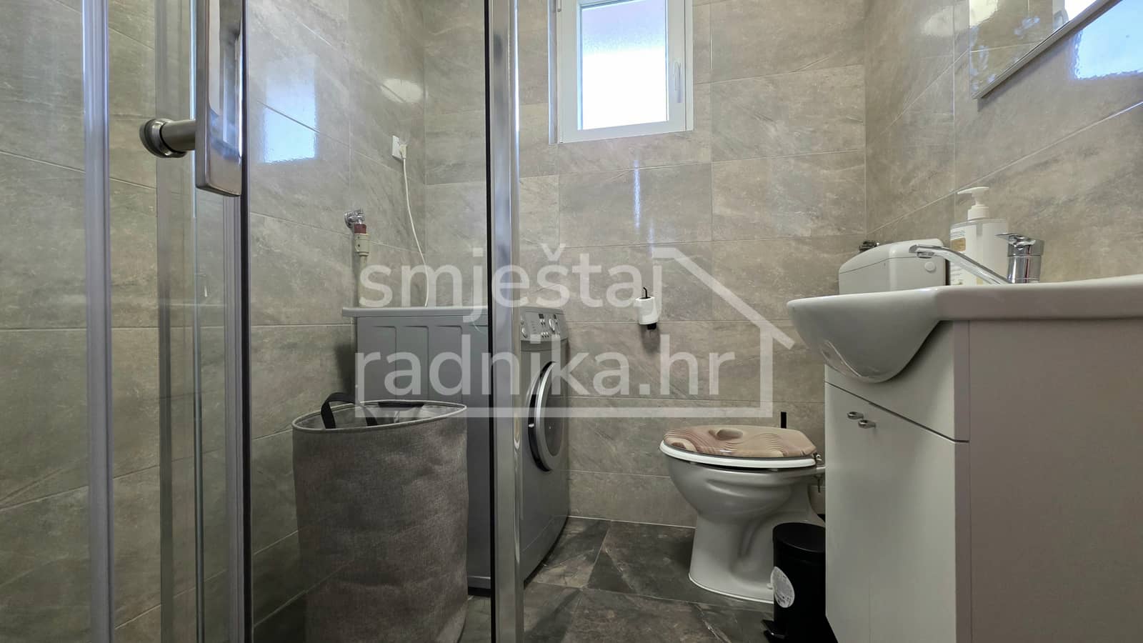 Kuća za smještaj 5 do 8 radnika 5. slika