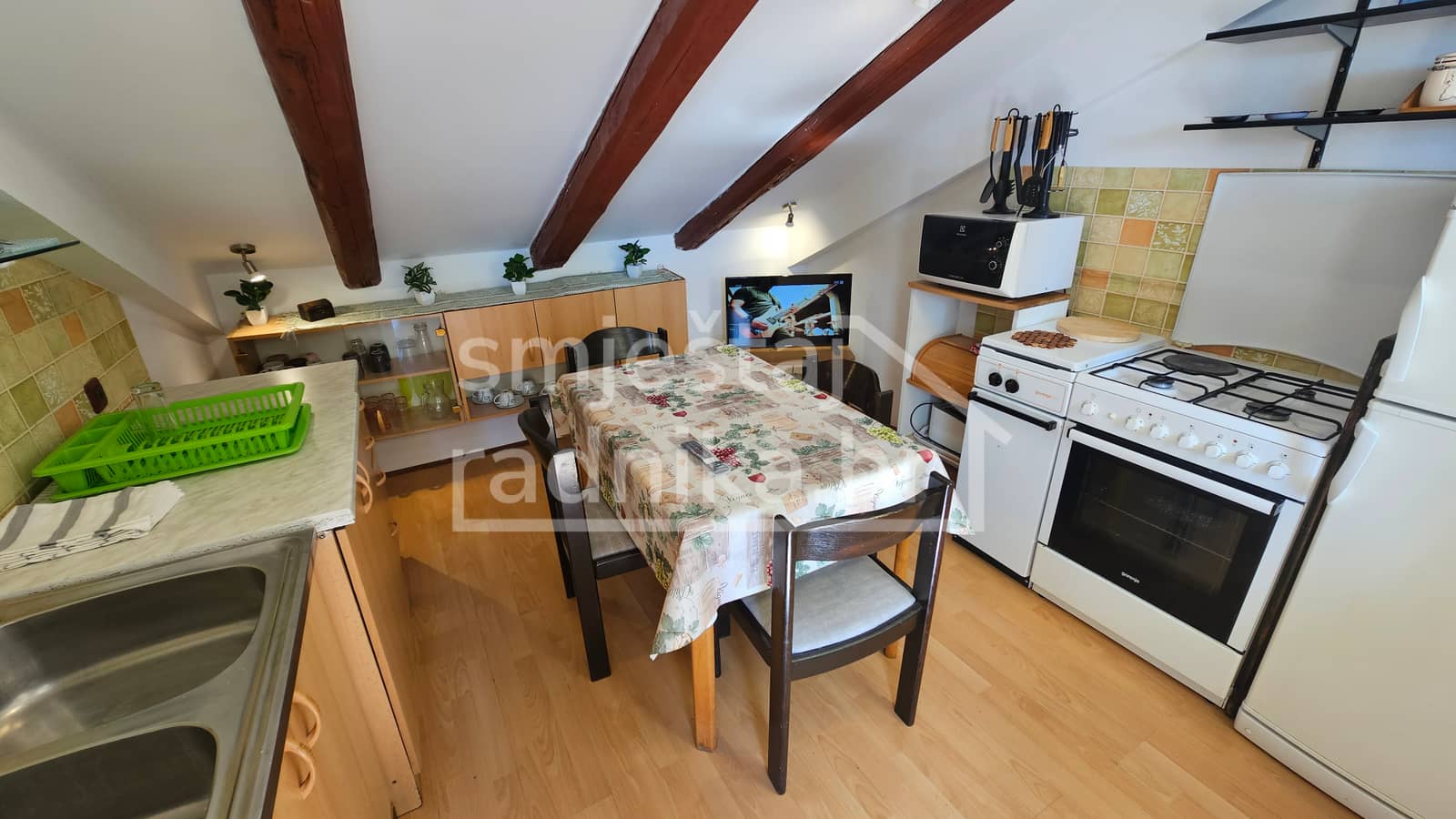 Smještaj za 6 do 8 radnika 1. slika