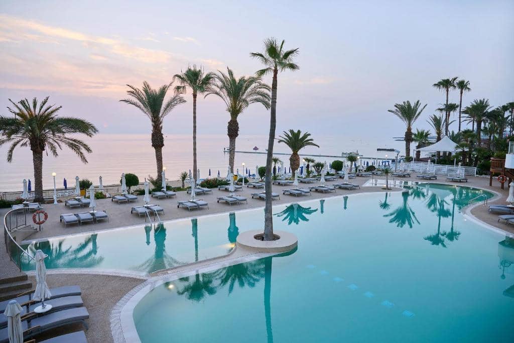 Hotel Sunrise Beach Hotel