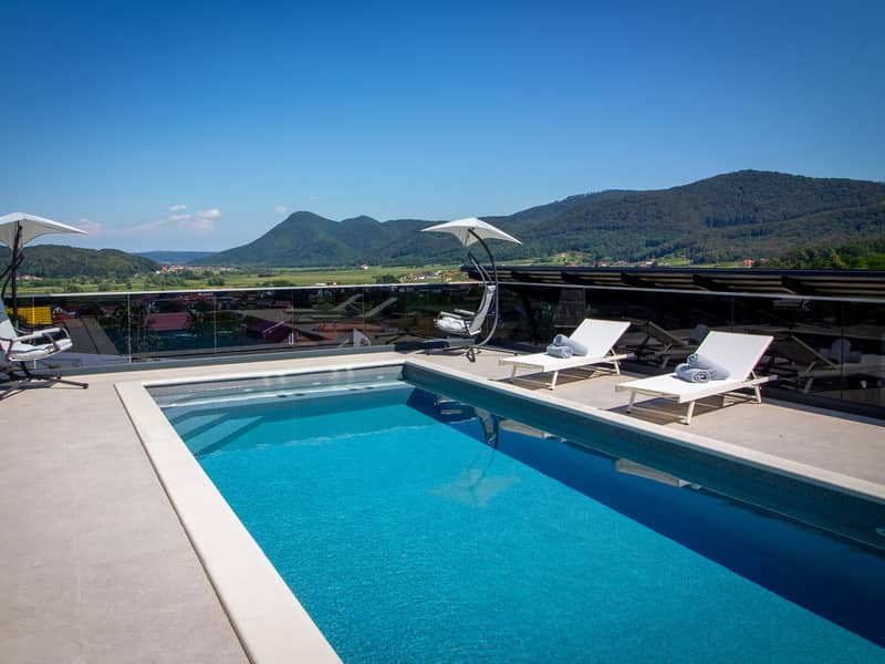 House Vineyard Home 14