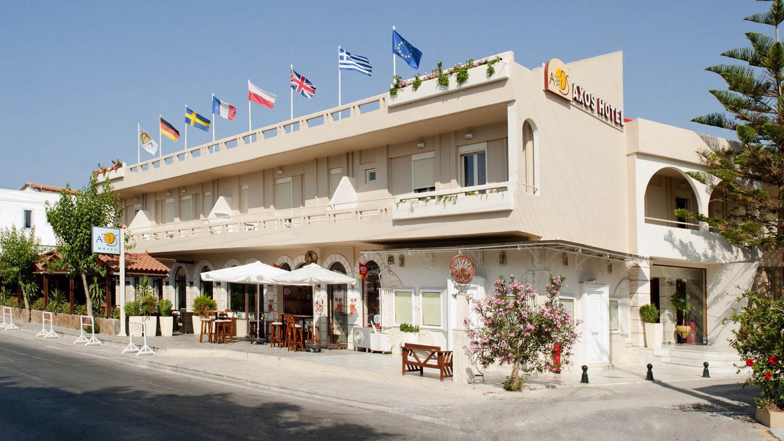 Apartmani Axos Hotel
