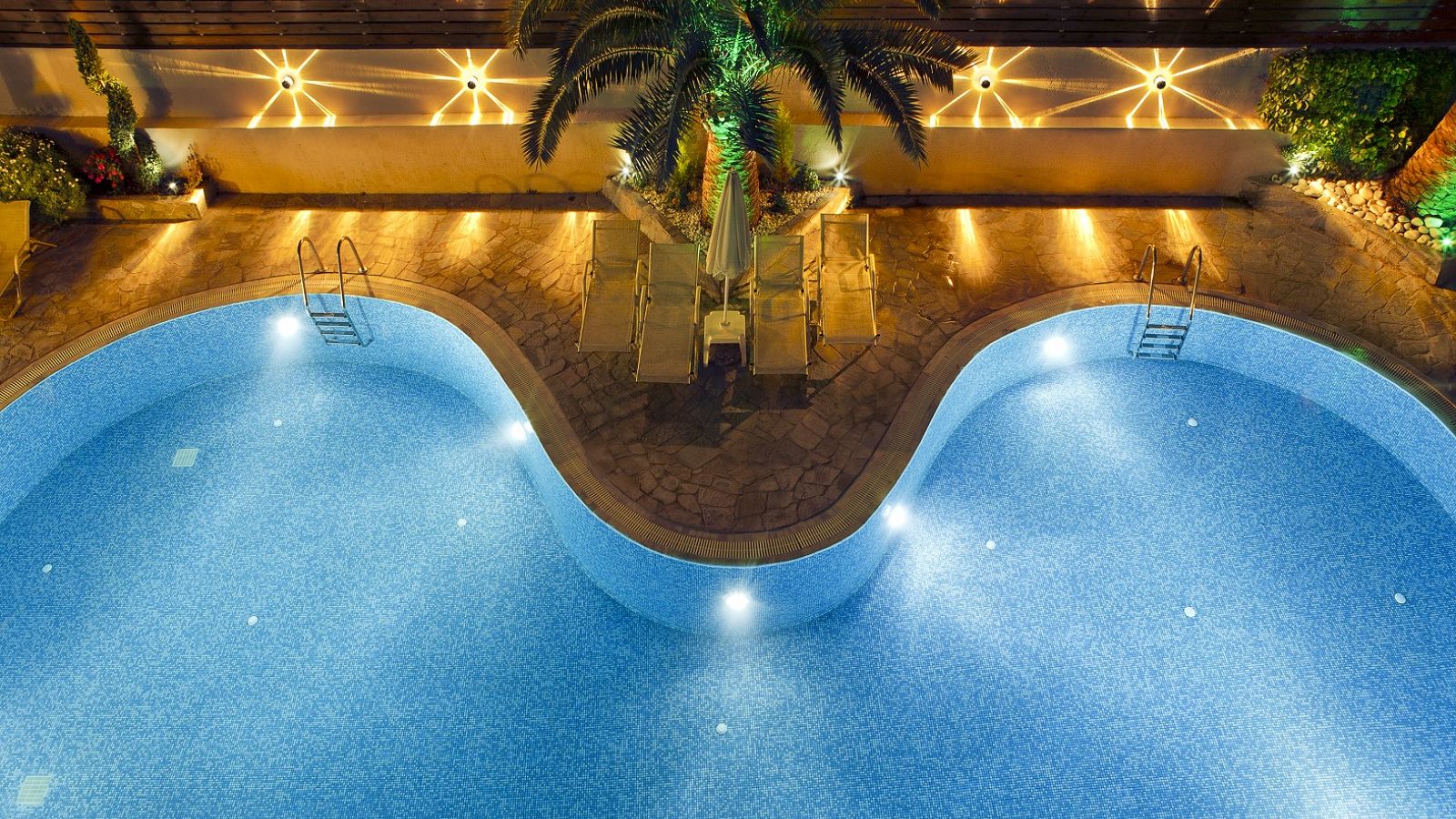 Apartmani Axos Hotel