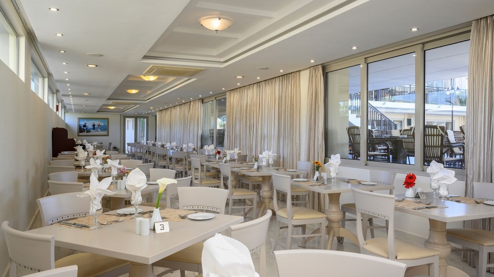 Hotel Vantaris Blue