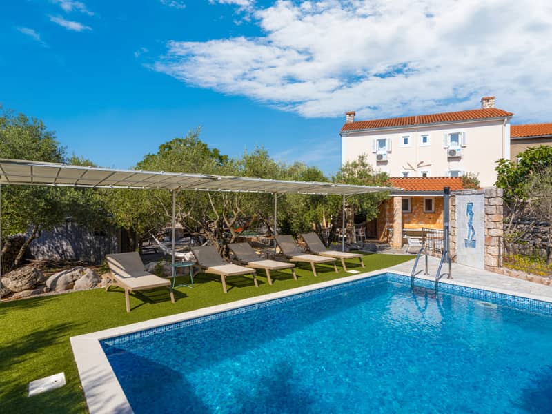 Villa Ljuba Vi with heated pool 1. 