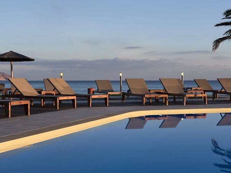 Hotel Pilot Beach Resort