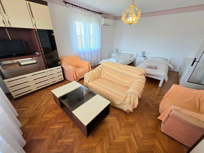 Smještaj za 6 radnika 9. slika