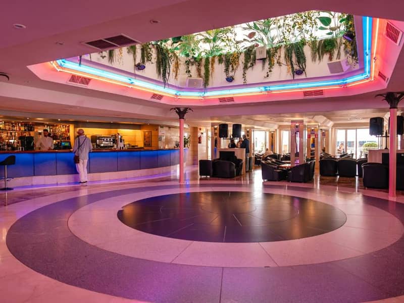 Hotel Port Fiesta Park