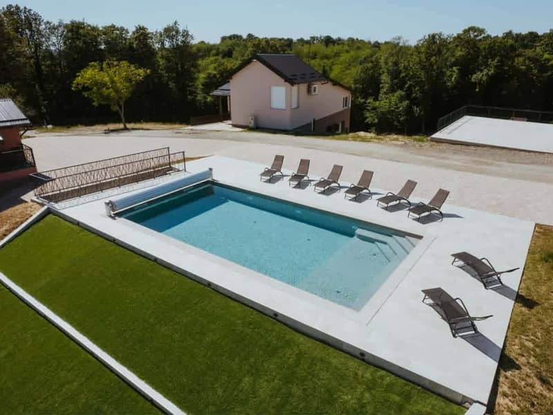 Haus Vineyard Home 10