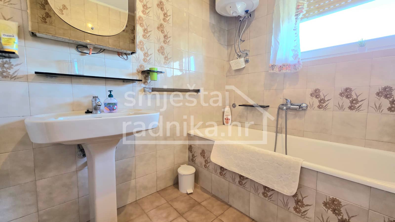 Kat kuće za smještaj 5 radnika 5. slika