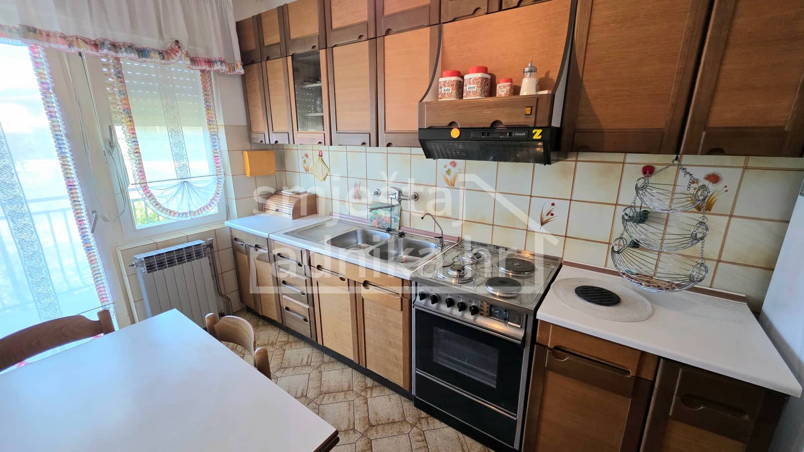 Kat kuće za smještaj 5 radnika 1. slika