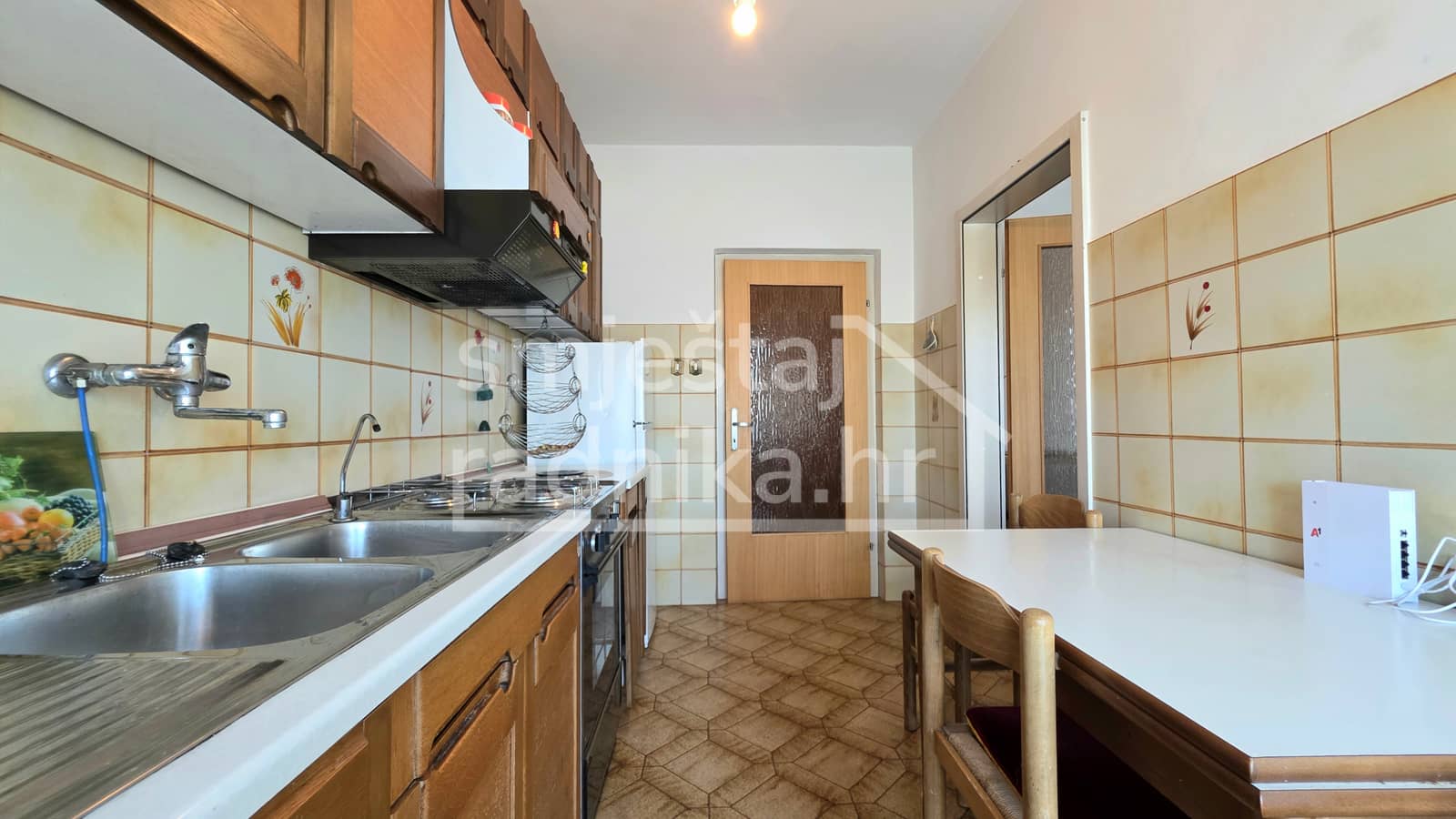 Kat kuće za smještaj 5 radnika 3. slika