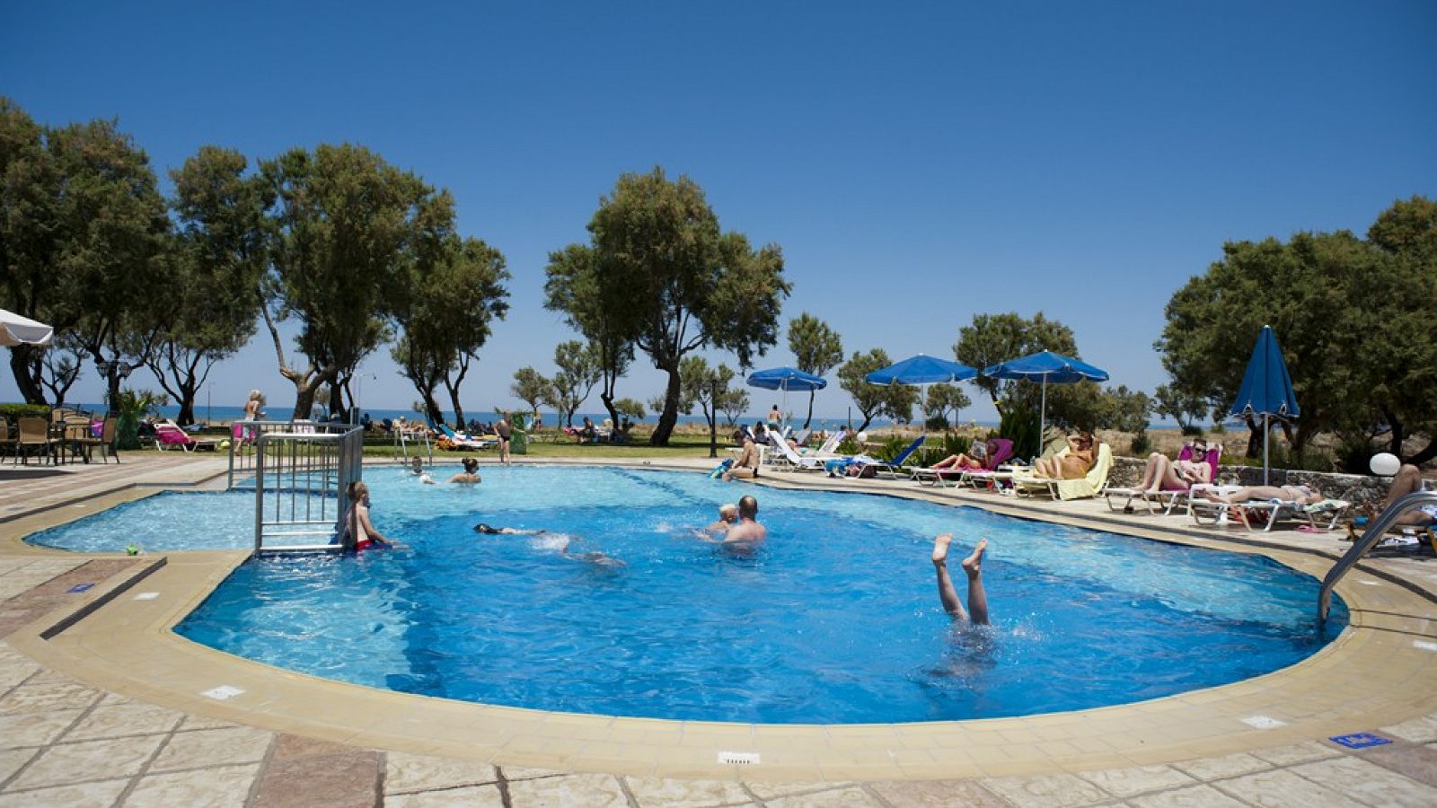 Hotel Lito Beach Hotel