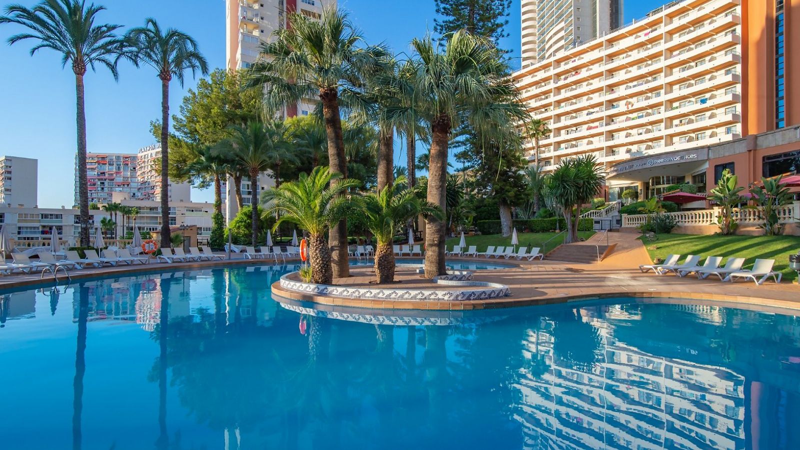 Hotel Benidorm East by Pierre & Vacances 