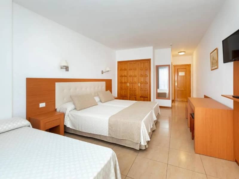 Hotel Don Manolito