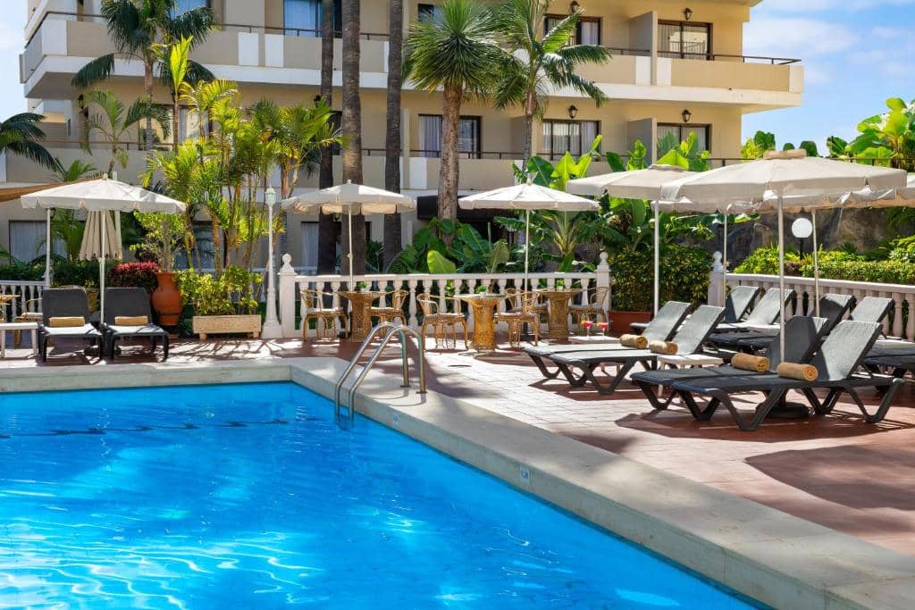 Hotel Don Manolito