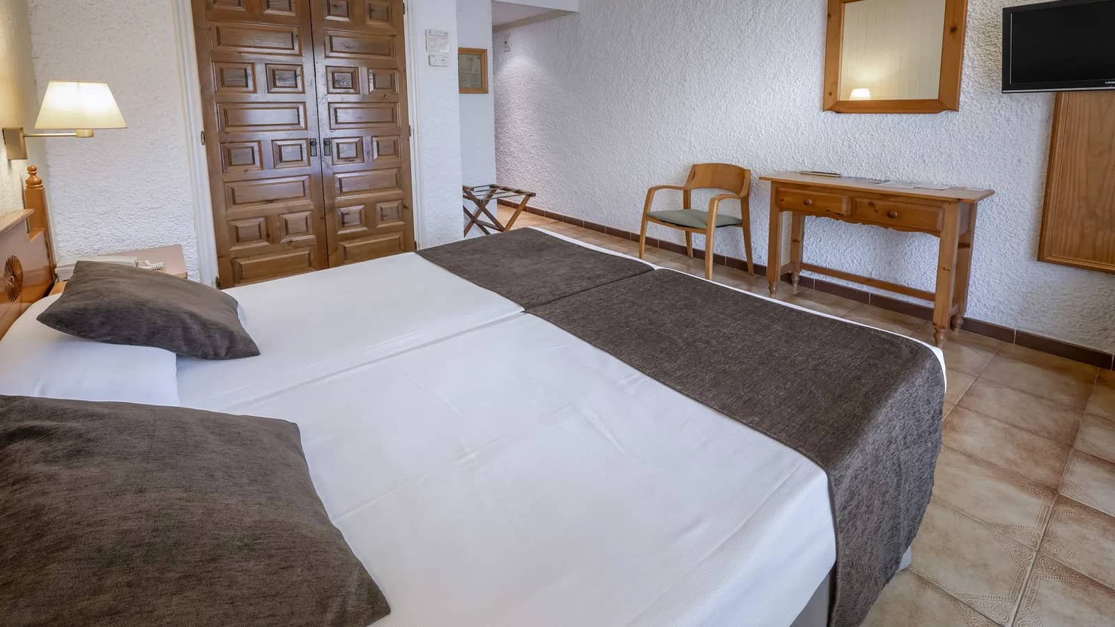 Hotel HOTEL GHT NEPTUNO