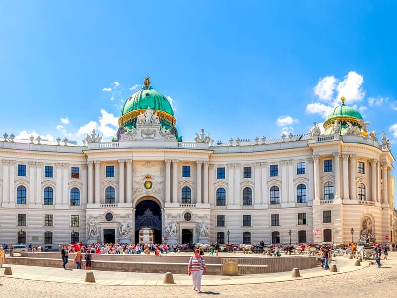 ZAGREB – BEČ