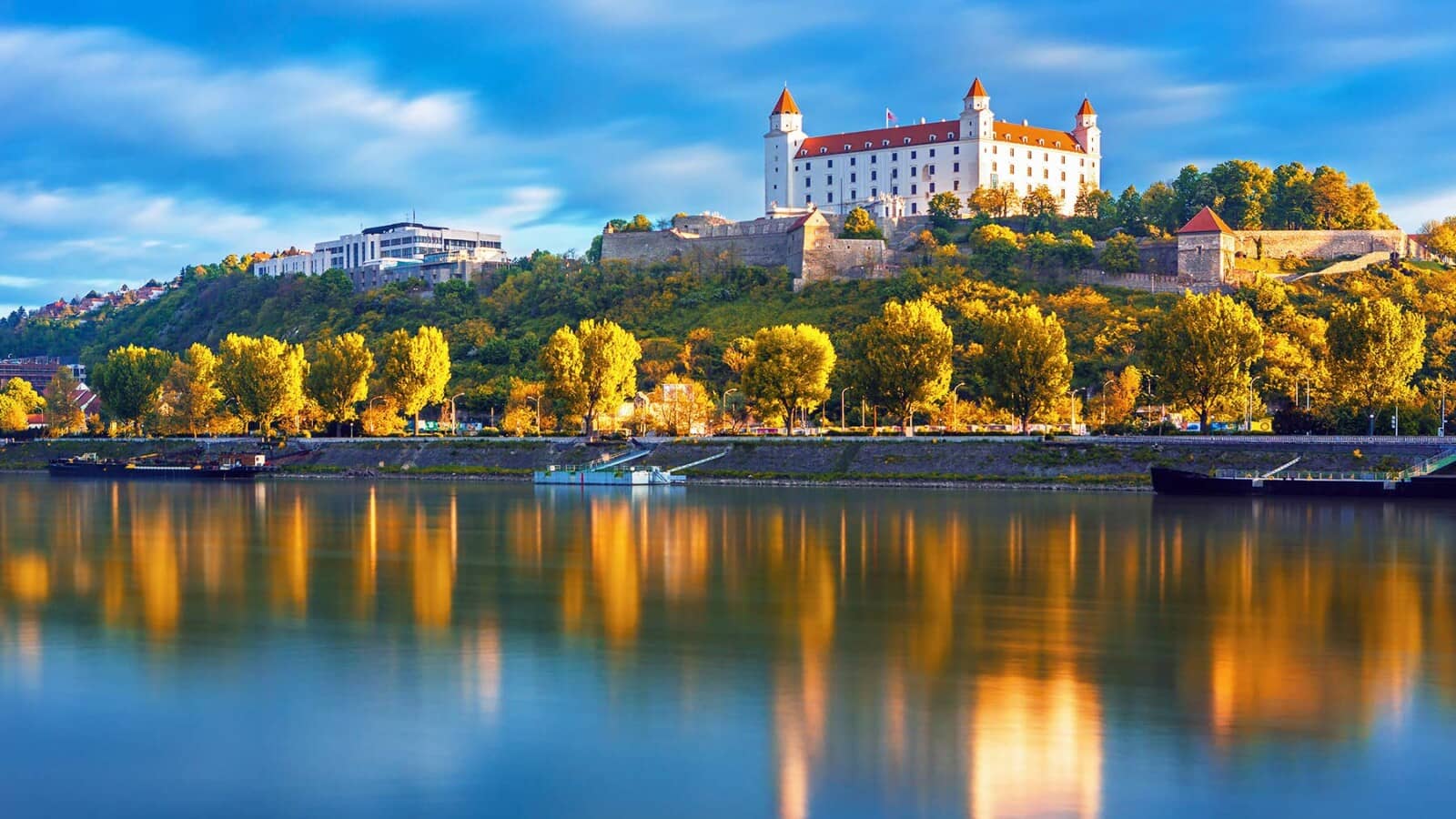 Putovanje BRATISLAVA + BEČ ADVENT AVIO